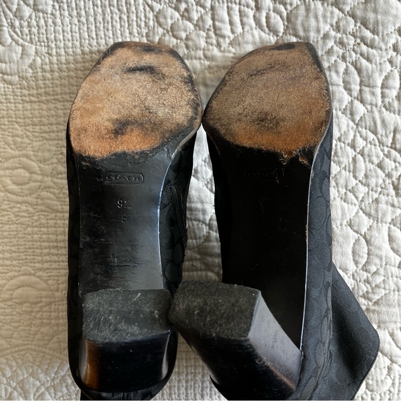 VTG Coach black fabric “C logo Mindy” ankle bootie - Picture 7 of 11